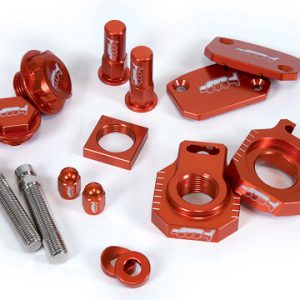 Kit particolari ergal arancione ktm 250-530 exc 06-13 - immagine 2